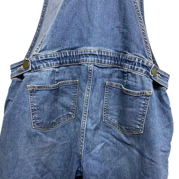 A:Glow Denim Maternity Short Overalls Distressed Adjustable Waist Size Small - Picture 6 of 8